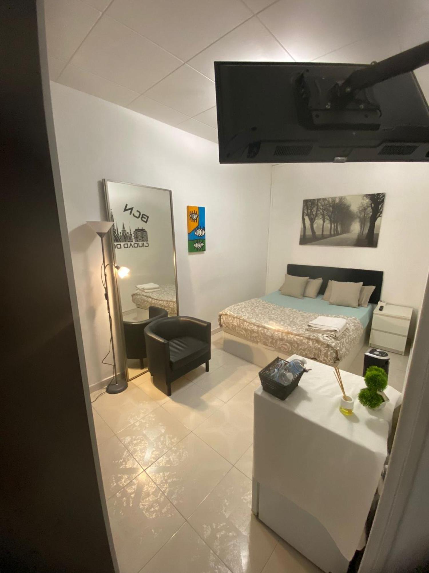 Habitación en centro de Barcelona Exterior foto